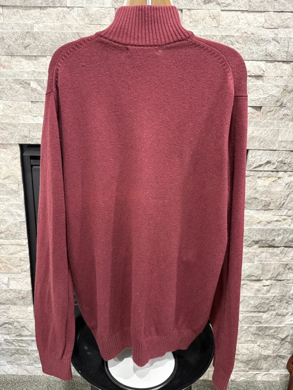 Banana Republic Men's Button Mock Neck Sweater in Burgandy